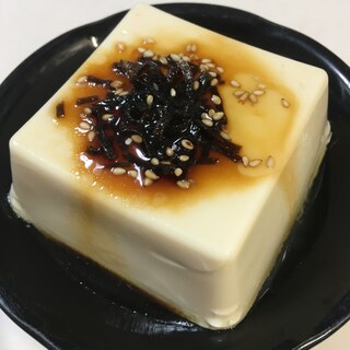 塩昆布のうまみ冷奴